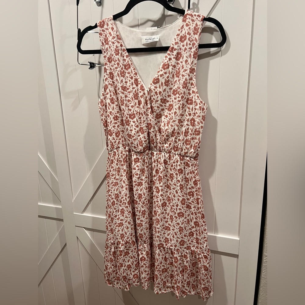 NWT Kaileigh Emily Surplice Dress Size Small